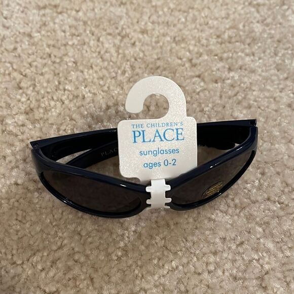 NWT THE CHILDRENS PLACE SUNGLASSES - Picture 1 of 6